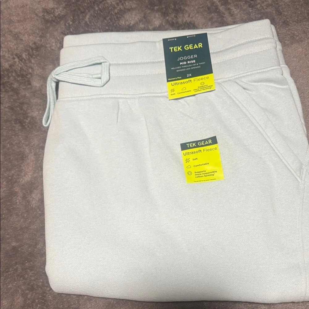 NWT TEK Gear joggers. Size 2X - Picture 1 of 2